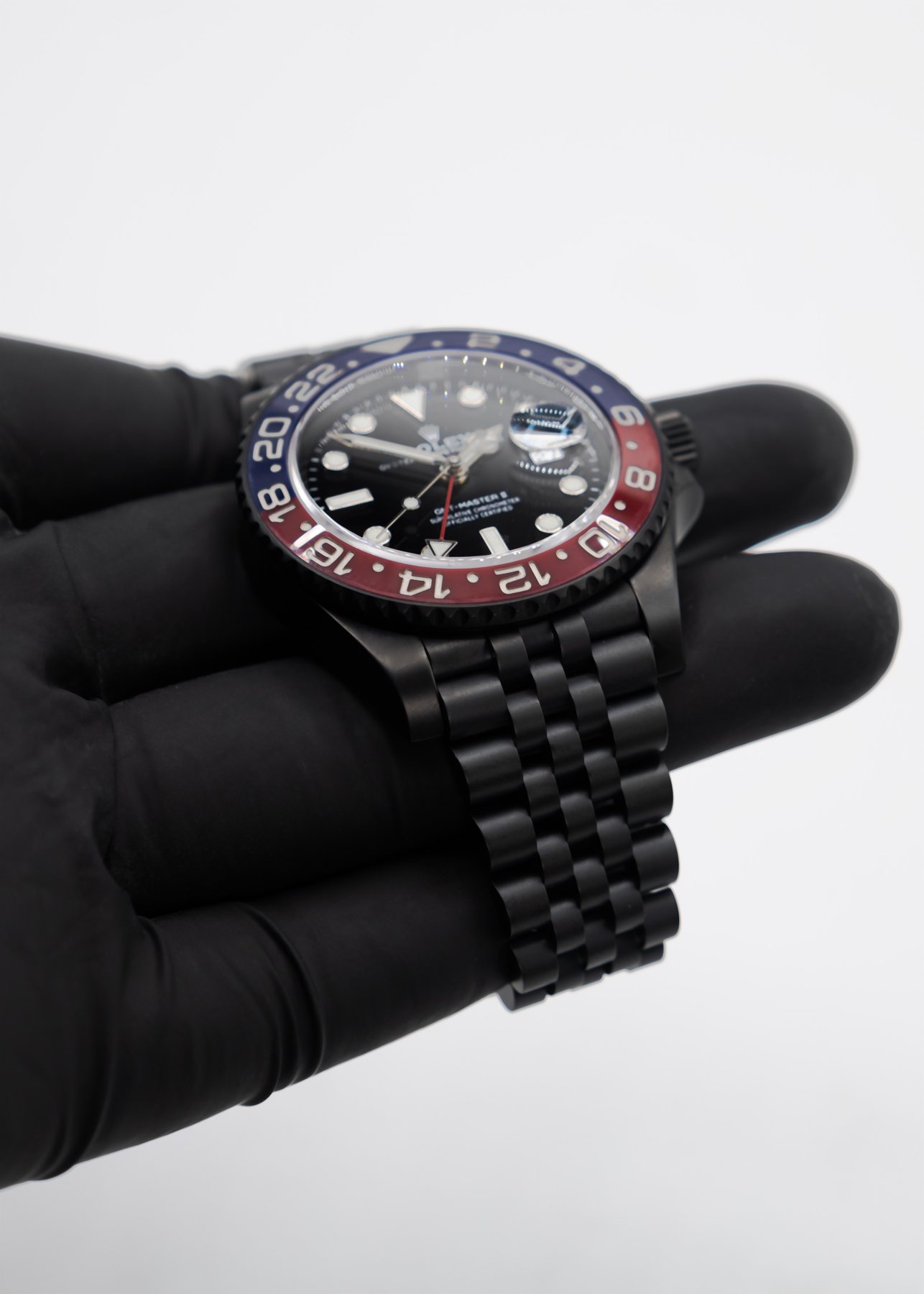 Rolex GMT-Master II 126710BLRO Jubilee — dettaglio